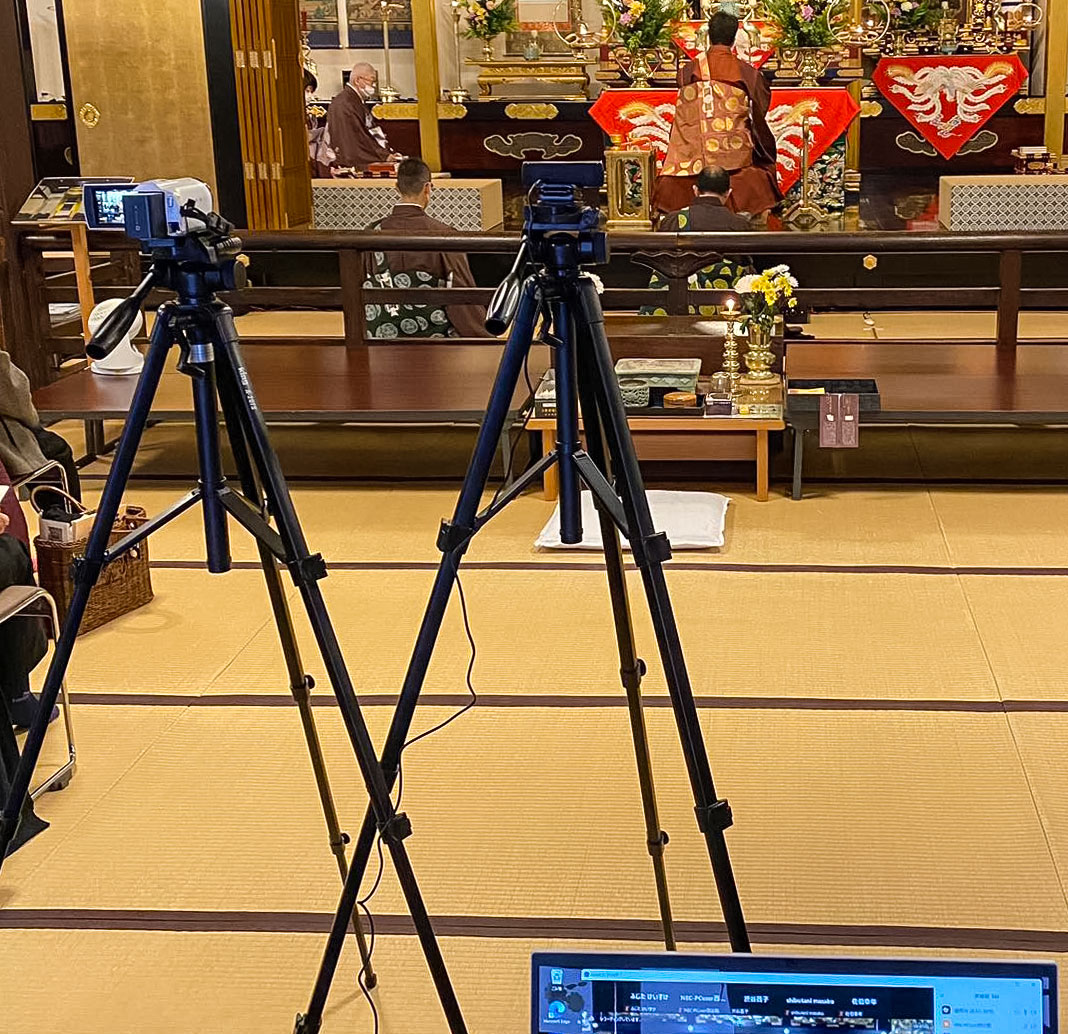 オンライン法事・法要の配信の様子